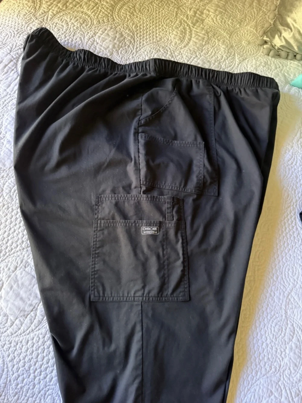 Cherokee Size 5X Black Men's Cargo Pants with Elastic Waist